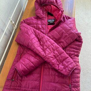 Patagonia Women's Nano Puff Hoody M